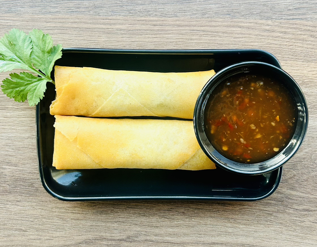Spring Rolls Chicken (鸡丝春卷)